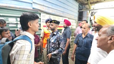 “Bittu is not a Rail Minister but a Reel Minister," says Congress leader Pargat Singh