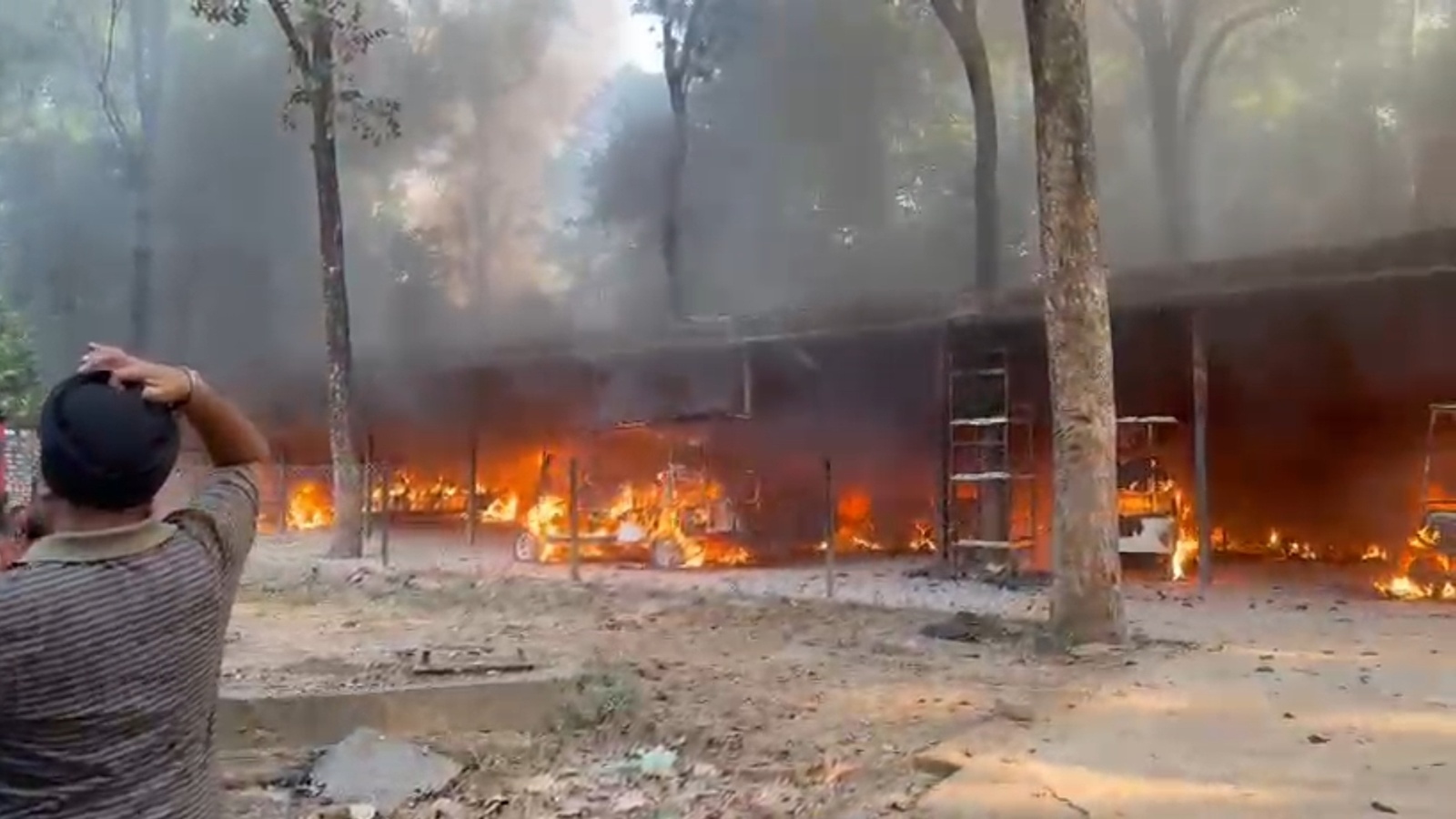 Fire Rickshaw 18 e-rickshaws gutted as fire breaks out in Punjab’s Chhatbir Zoo; no ...