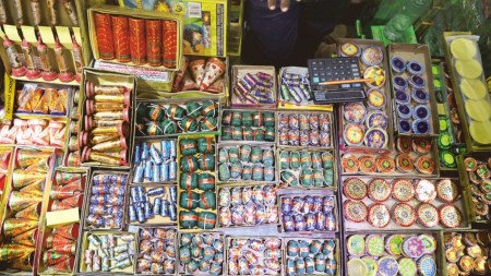 Rekha Gupta, delhi Diwali, green firecrackers, Diwali, Diwali Crackers, diwali pollution, Diwali celebrations, Diwali celebration, Diwali party, delhi news, India news, Indian express, current affairs