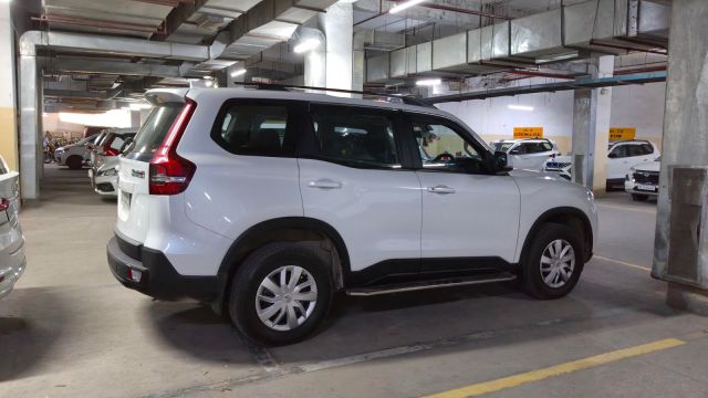 The last big chunk of vehicles — around 850 cars — was purchased during the G20 Summit in 2023.