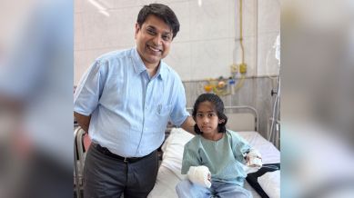 Dr Abhishek Ghosh, Microvascular and Reconstructive Surgeon at Poona Hospital, had conducted an emergency microsurgical replantation of the severed finger.