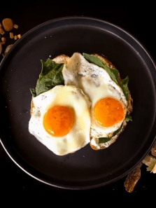 8 foods that pair well with eggs