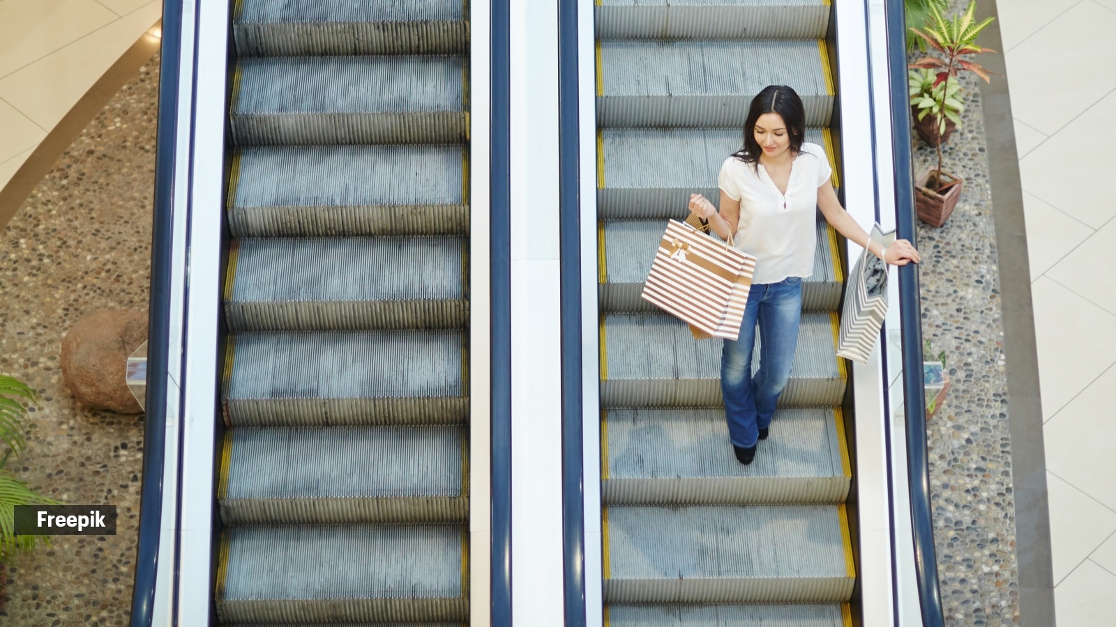 From cash to escalator handrails, 6 common items you must wash your hands after touching