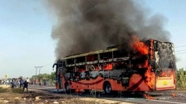 Jaisalmer bus fire, moving bus catches fire, Rajasthan accident, bus fire incident, Jaisalmer-Jodhpur Highway, AC sleeper bus, short circuit, Parul Kulshrestha, Jaipur news, Rajasthan news.
