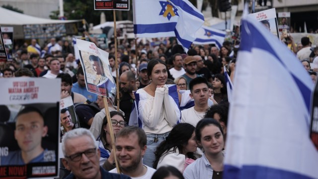 israel hamas hostages list