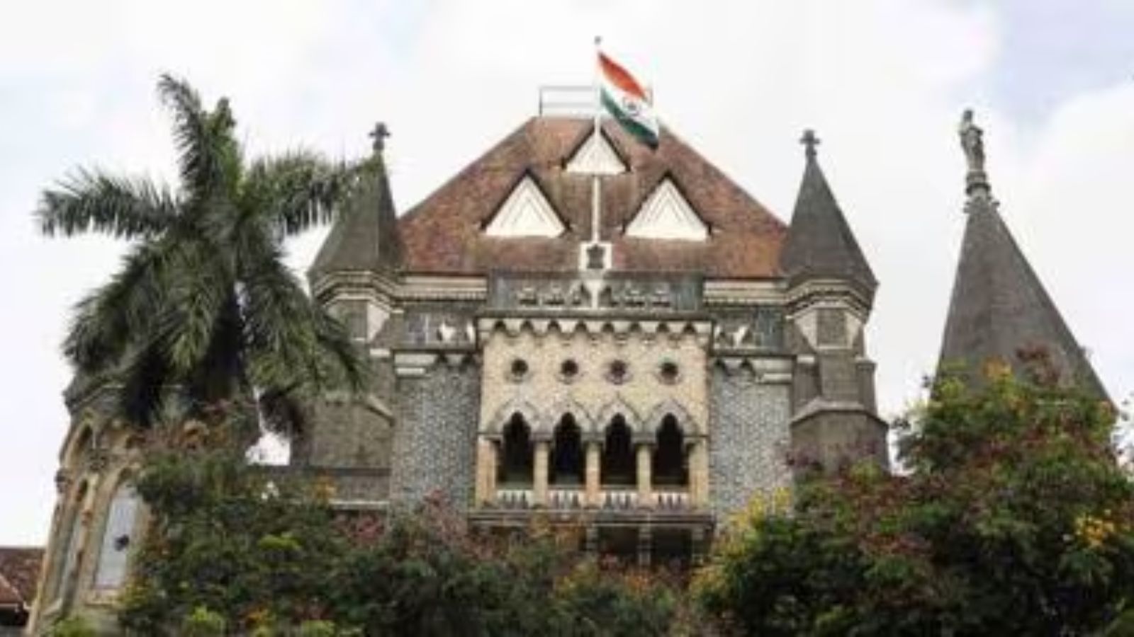 Court Halts Investigation of Vidhan Bhavan Scuffle