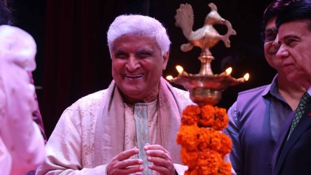 javed akhtar