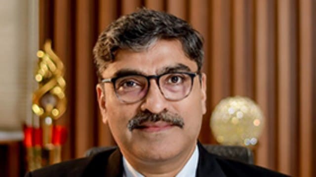 IIM Raipur Director quit, Ram Kumar Kakani, Education Ministry, IIM Raipur, Raipur indian institute of management, indian institute of management, IIM Act, Indian express news, current affairs