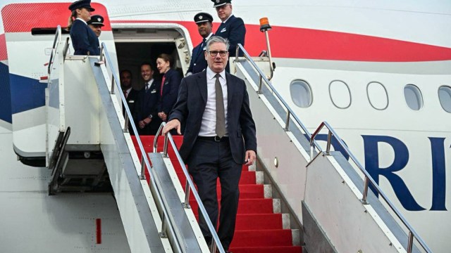 United Kingdom Prime Minister Keir Starmer arrives at the Chhatrapati Shivaji Maharaj International Airport