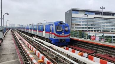 Apart from these, over 5.01 lakh passengers have booked tickets through AAMAR KOLKATA METRO app during these days.