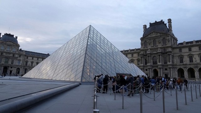 Louvre heist jewels