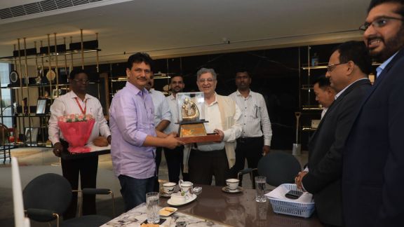 health minister Prakash Abitkar with Dr Cyrus Poonawalla Managing director Serum Institute of India