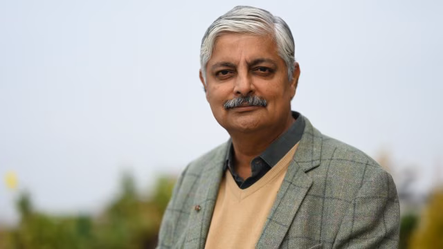 Vivek menon, iucn