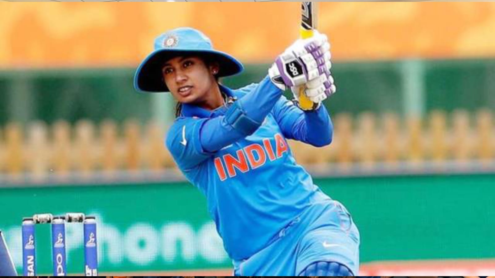 Mithali Raj and Raavi Kalpana Honored at Visakhapatnam Stadium