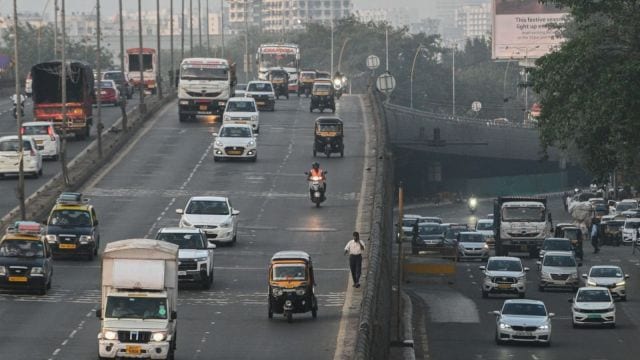 Recording a dip in AQI, vehicles ply on Western Express Highway