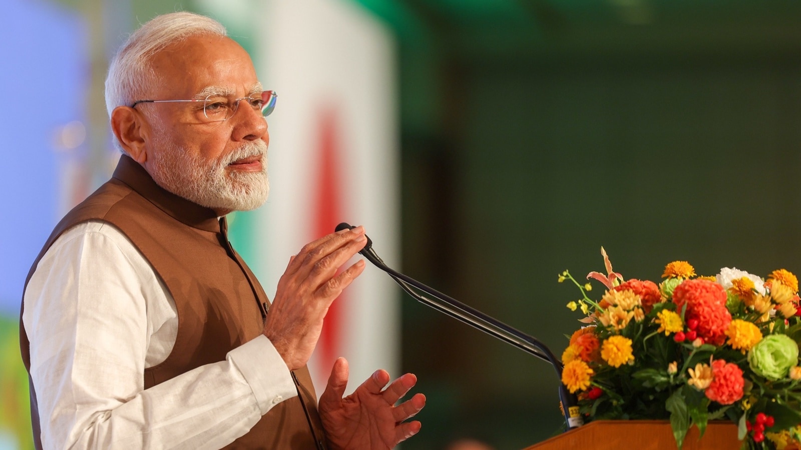 Hold booth-level meet with those who saw ‘jungle raj’: PM to workers