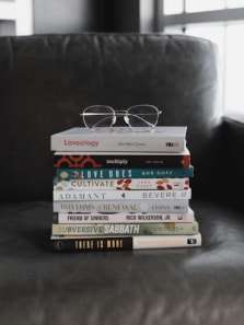 8 psychologically moving books that will change your perspective about life