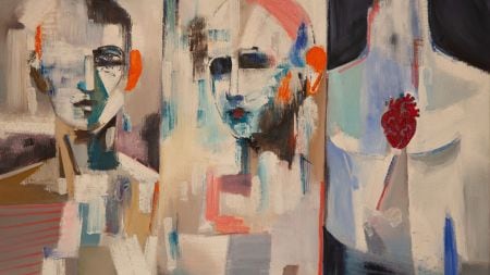 A professional artist for a decade-and-a-half, Ostwar decided to hold an exhibition of her paintings whose proceeds would be spent on helping the farmers of Maharashtra who have been affected by the floods.