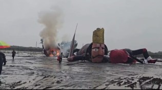 Rain brings down Gandhidham Raavan effigy, Rain brings down Raavan effigy, Gandhidham, Rain brings down Raavan effigy in Gandhidham, Ahmedabad news, Gujarat news, Indian express, current affairs