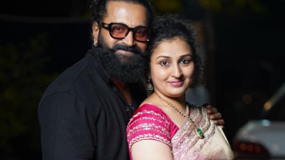 Rishab Shetty and wife Pragathi Shetty