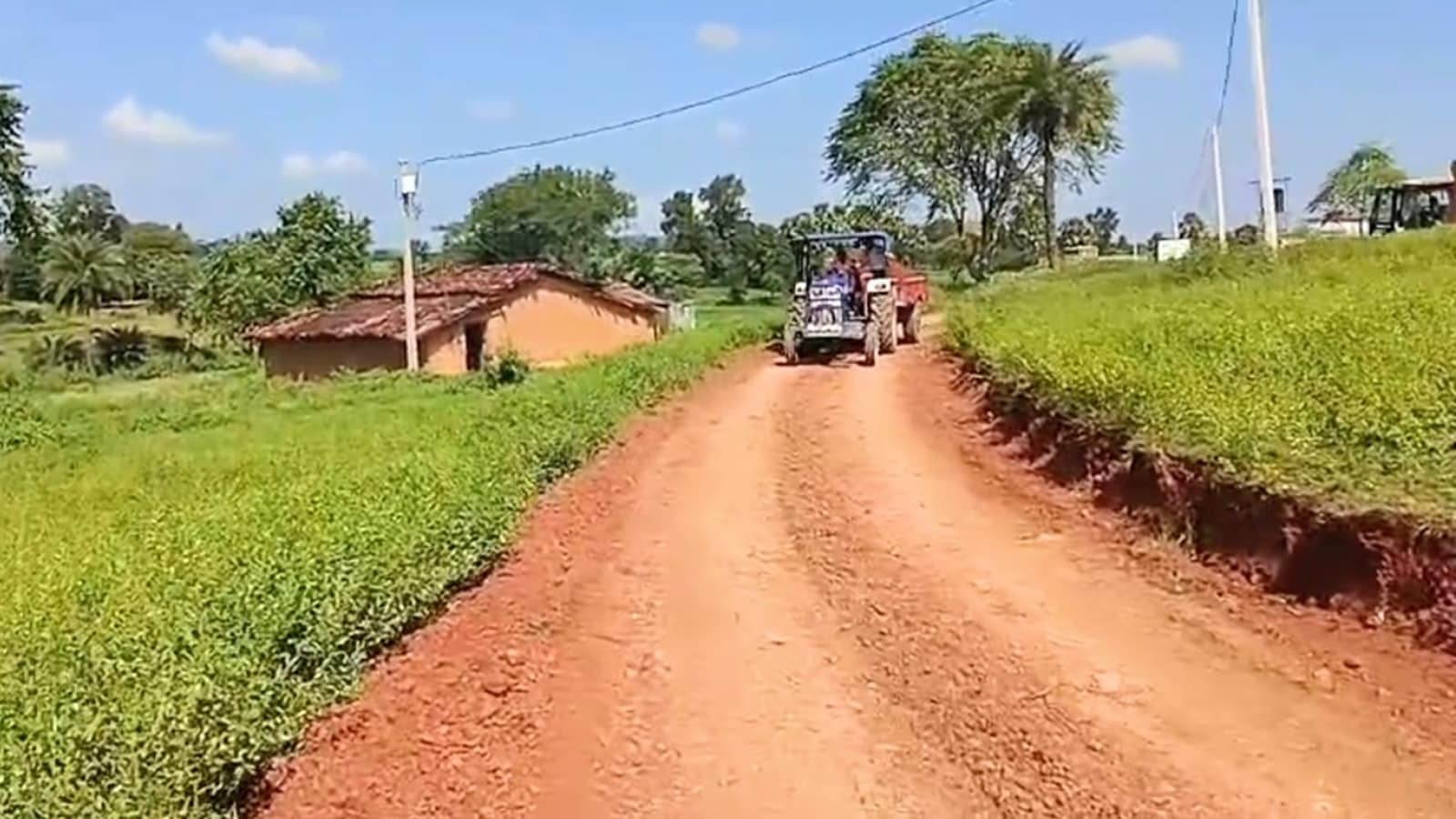 25 women, a govt scheme and a steely resolve -- how this Jharkhand village got a road in four days