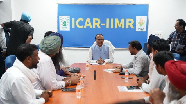 The minister held a meeting with top agricultural influencers from Punjab to discuss core issues faced by farmers and suggest actionable reforms.