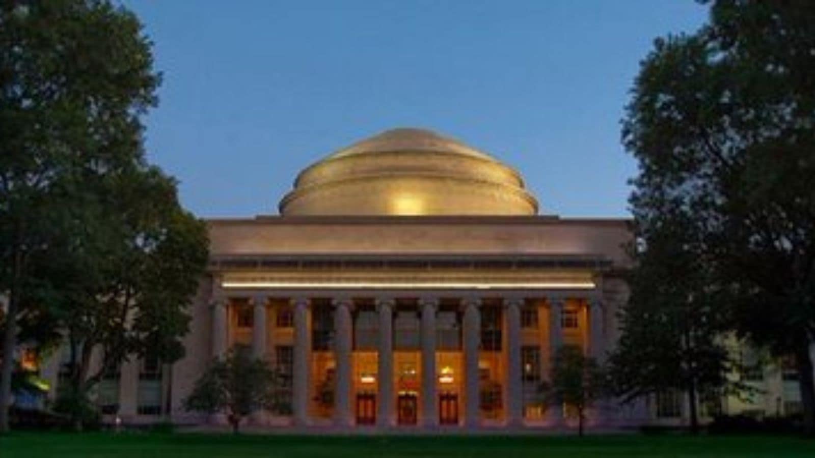 MIT Vs Caltech for STEM: Which University to choose?