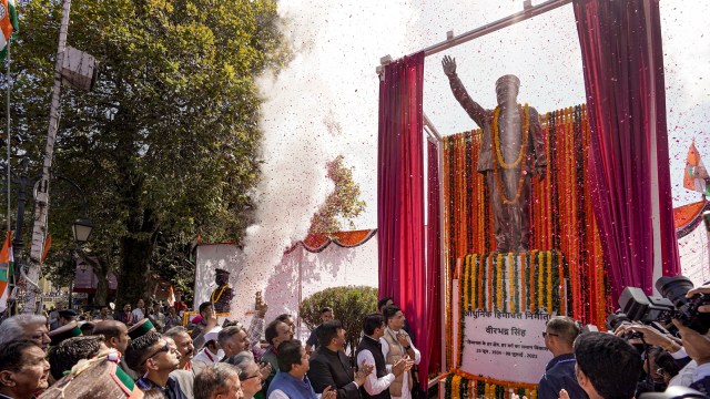 virbhadra singh statue