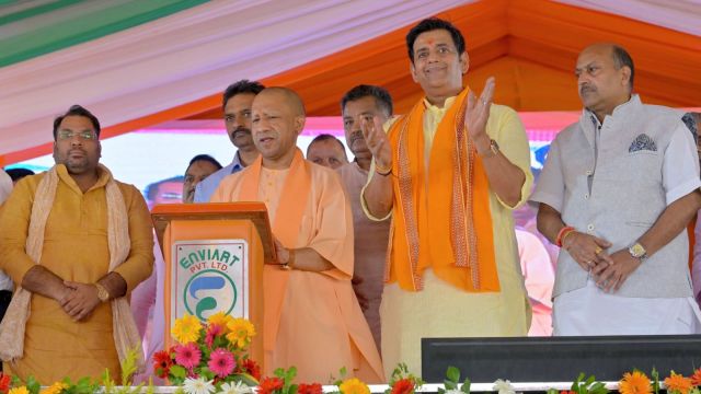 yogi adityanath, UP Trade Show Swadeshi Mela, uttar pradesh,