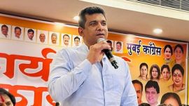 BJP protests near Congress MLA Aslam Shaikh’s office in Malvani, demand action against him