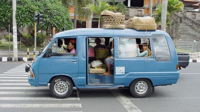 Bali mini bus