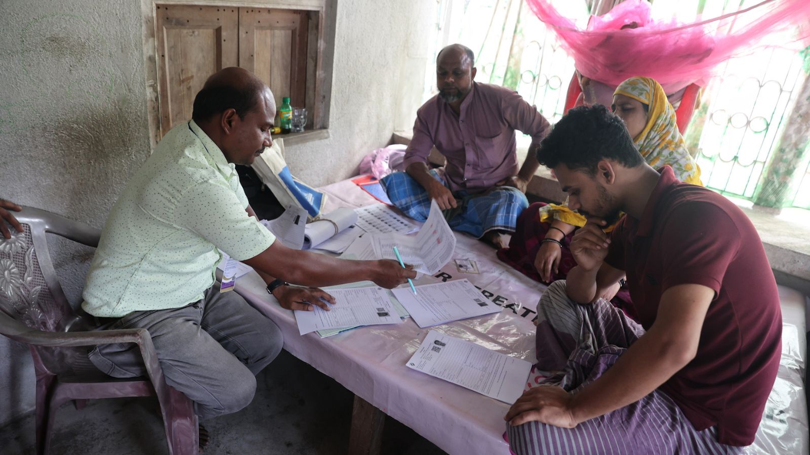 Happening today in Bengal: EC team arrives to review SIR roll out, ‘panic suicides’ to give fresh ammo to TMC