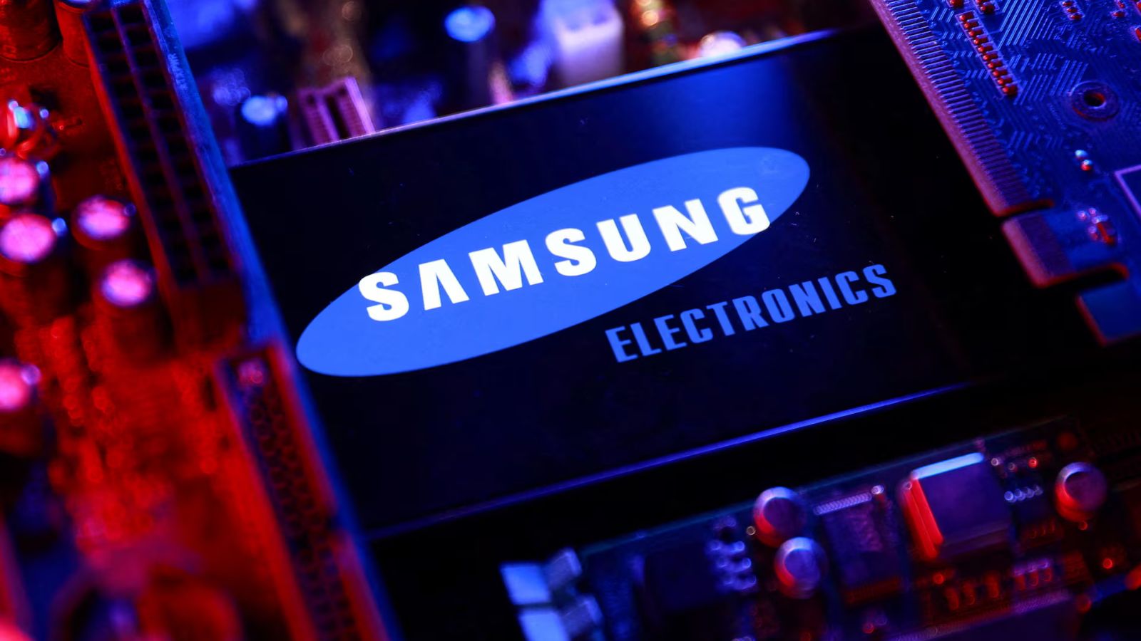 Samsung raises memory chip prices by up to 60% as the shortage worsens: reports | Technology news