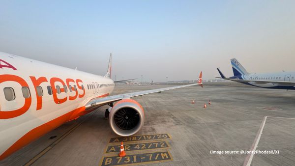 The post went viral after Paytm founder Vijay Shekhar Sharma responded on Monday, stating that Delhi's poor air quality is world-famous (Image source: @JontyRhodes8/X)