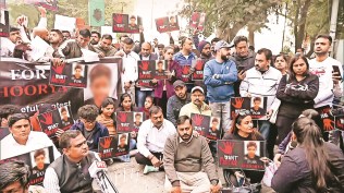 boy who jumped to death at Delhi Metro station, delhi boy who jumped to death at Delhi Metro station, Delhi Metro station suicide, student suicide, student Metro station suicide, delhi news, India news, Indian express, current affairs