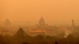 Delhi’s air quality index rose to 374 on Tuesday from 351 a day earlier. Gajendra Yadav In ‘very poor’ air, Jantar Mantar protesters demand ‘right to life’