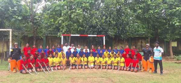 Officials have also brought in psychologists and mental health experts to work with the budding hockey players. (Source: Jamtara District Hockey)