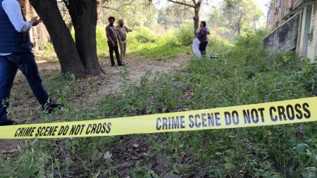 A wanted criminal with a bounty of Rs 50,000 was allegedly shot dead in a late-night encounter in Kapoorpur, Hapur district
