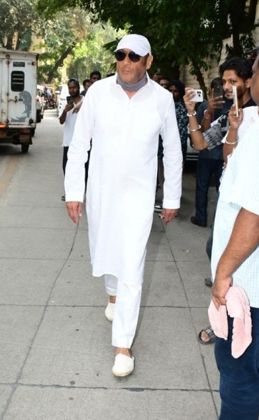 Zarine Khan's last rites