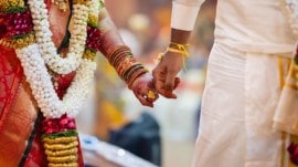 Kerala couple wedding in hospital