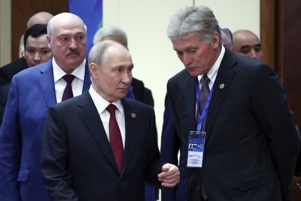 Russia will achieve its goals by force unless Ukraine withdraws, says Vladimir Putin, as peace efforts continue