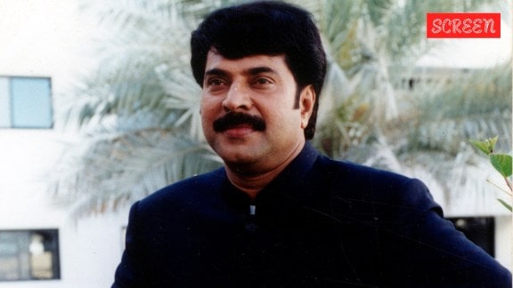 Although the production wasn't easy, director Joshiy completed the film's shooting in just 22 days. Mammootty's remuneration was just Rs 1 lakh.