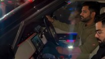 MS Dhoni personally drops Virat Kohli in Ranchi after dinner; cricket fans say, ‘reunion of the year’