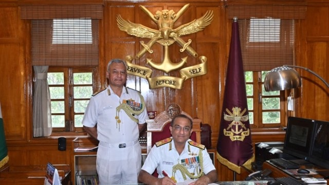 Vice Admiral Anil Jaggi takes over NDA Commandant, NDA Commandant, Vice Admiral Anil Jaggi, National Defence Academy (NDA), Indian Naval Academy, Indian express news, current affairs