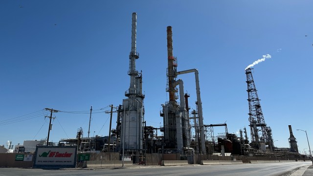 New Mexico Refinery Explosion