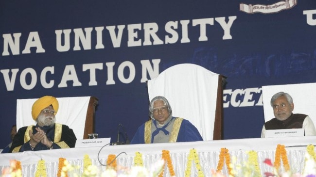 Bihar Assembly elections, Nitish Kumar, bihar elections, APJ Abdul Kalam, Manmohan Singh, Moscow, Tejashwi Yadav, editorial, Indian express, opinion news, current affairs