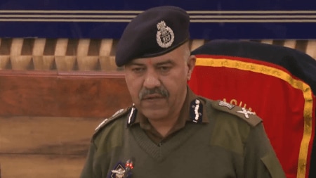 J&K DGP Nalin Prabhat addresses the press on Saturday (Photo: ANI)