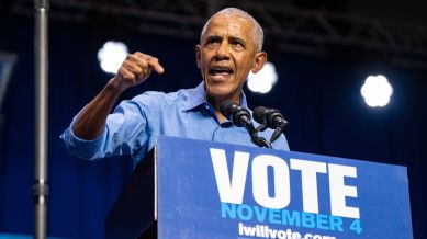 Obama blasts Trump