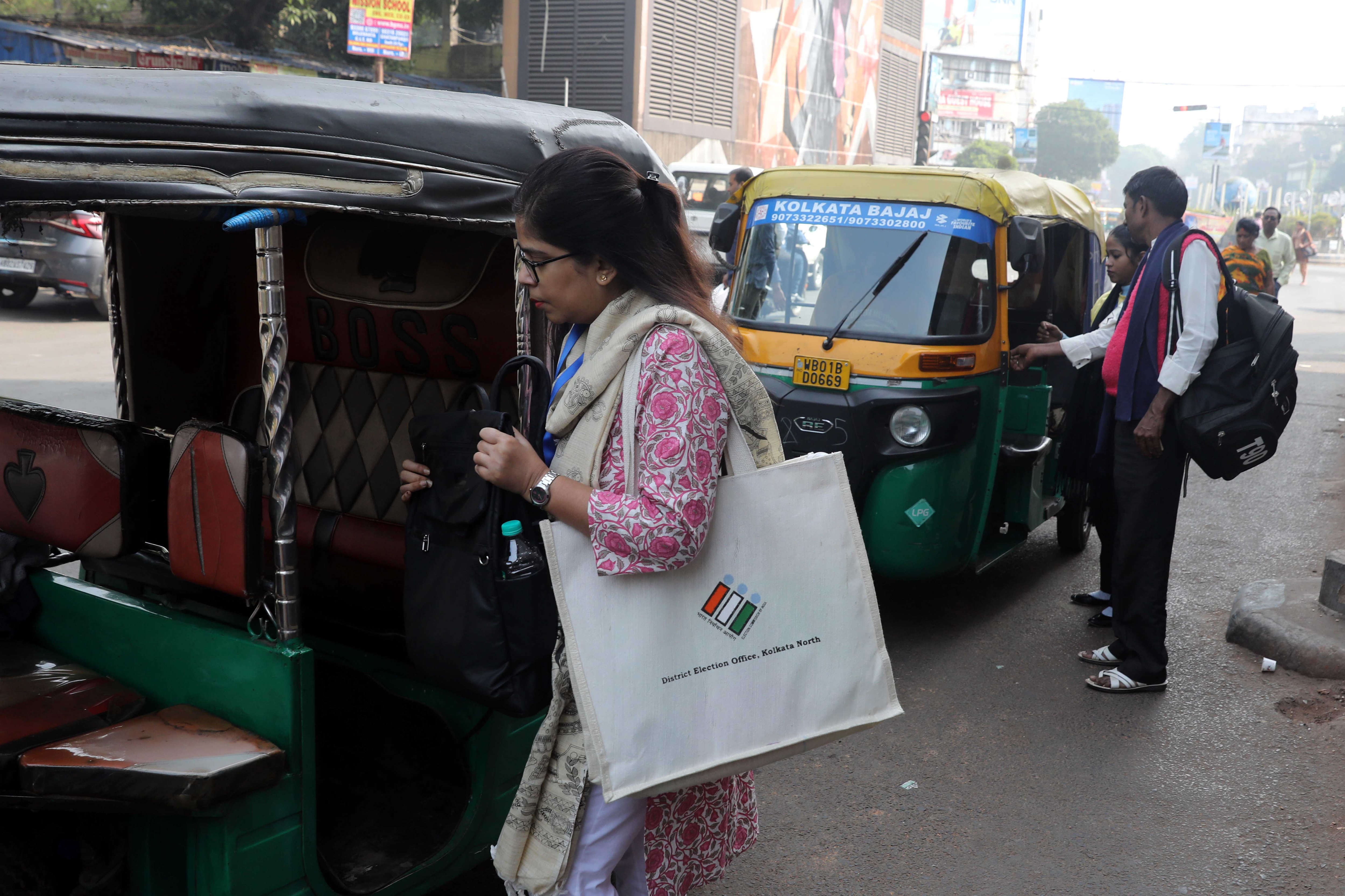 Pinki starts the day’s work from 1, Jay Narayan Tarka Panchanan Road, a slum with around 25 households along the railway line. (Express Photo by Partha Paul)