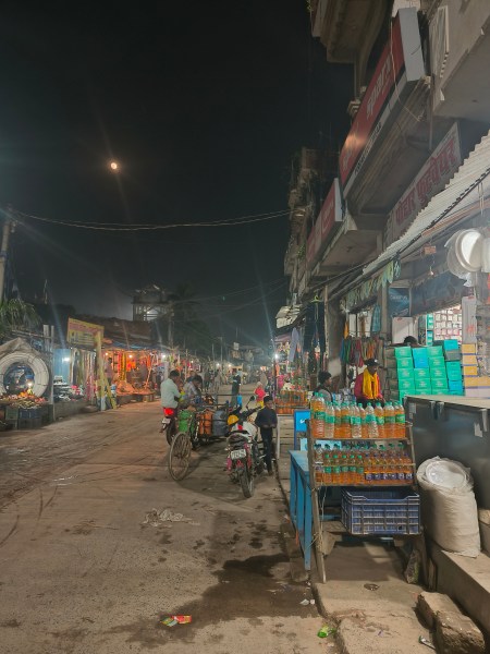 Petrol sold in bottles in Kusheshwar Asthan